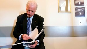 Análisis: la investigación sobre documentos clasificados en casa de Biden