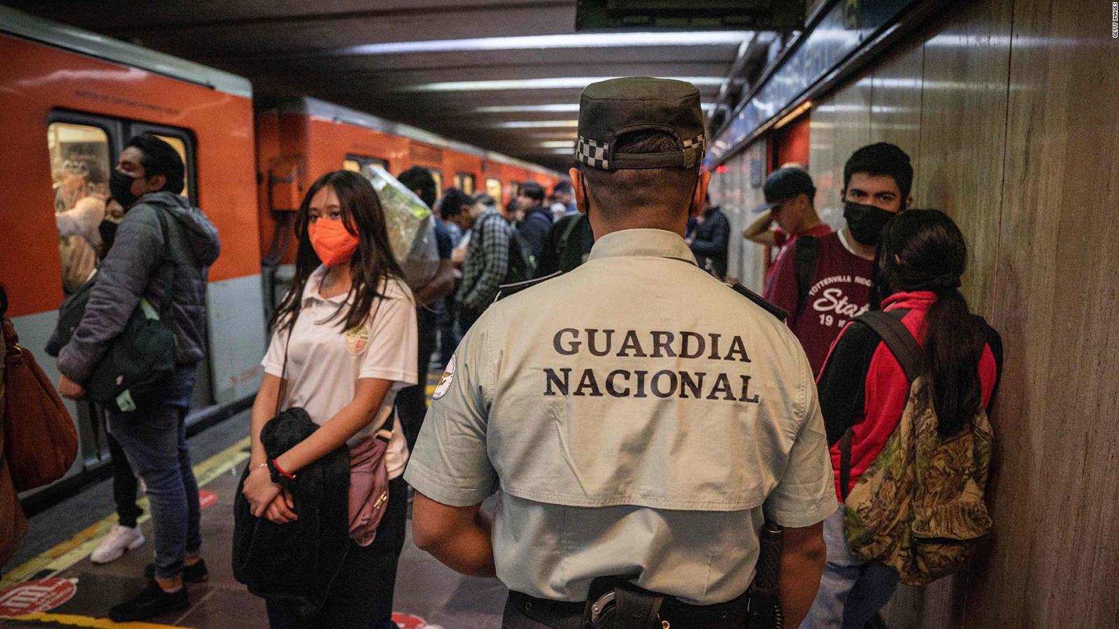 Analista: la Guardia Nacional en el metro de la CDMX es un medio de distracción