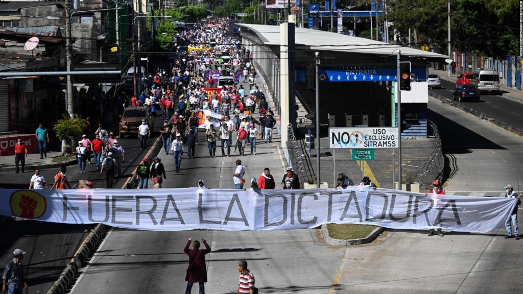 Protestas contra Bukele en El Salvador