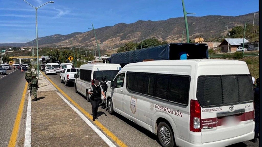 Salvan a 269 migrantes que viajaban en caravana en Chiapas