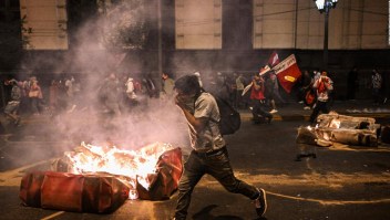 Nuevas protestas en Lima provocan enfrentamientos y heridos