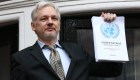 Assange es un perseguido político, dice editor de Wikileaks