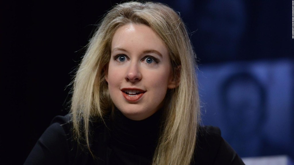 Did Elizabeth Holmes seek to flee to Mexico after trial in the US?