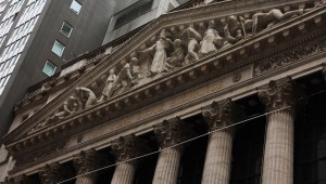 La Bolsa de Nueva York durante las operaciones de la mañana del 19 de enero de 2023. (Crédito: Michael M. Santiago/Getty Images)