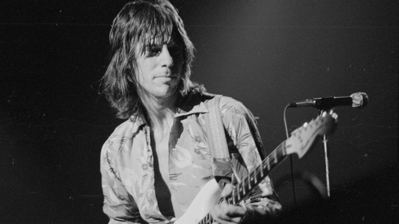 Jeff Beck, legendario guitarrista y músico de rock, muere a los 78 años