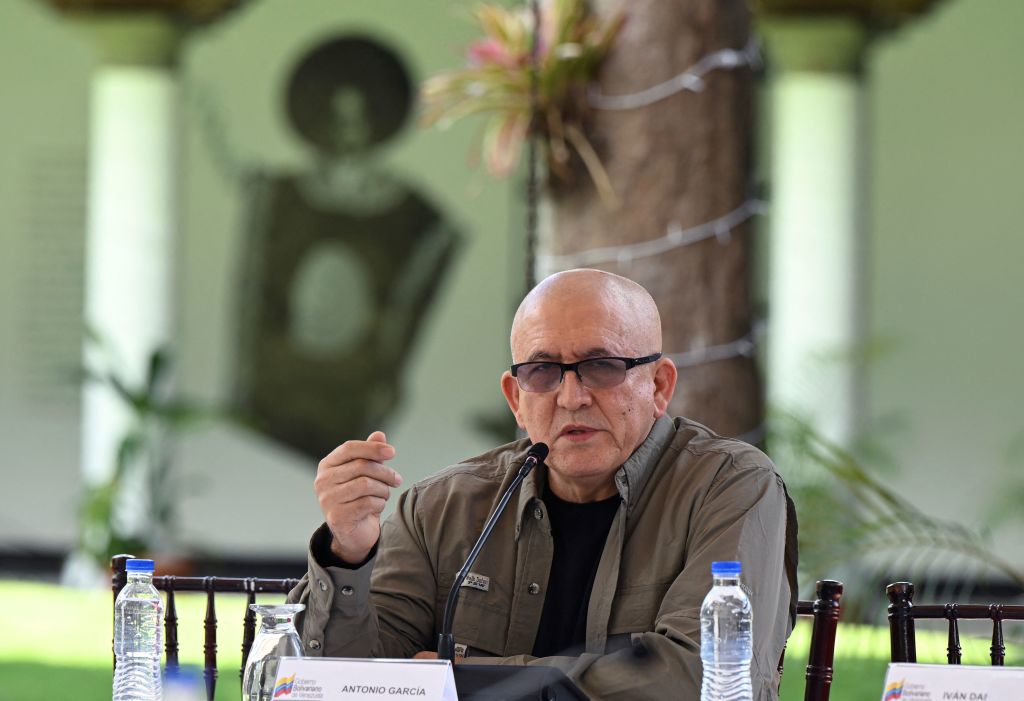 El ELN niega haber discutido el «cese al fuego bilateral» con el gobierno de Gustavo Petro