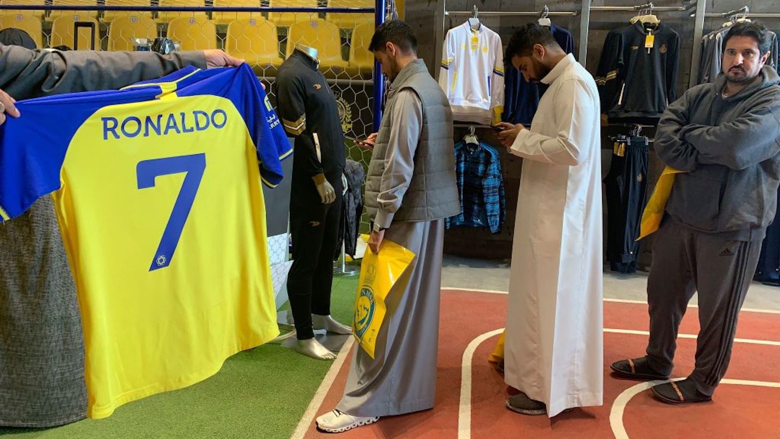 Cristiano Ronaldo arrives at Al Nassr in Saudi Arabia this is the new