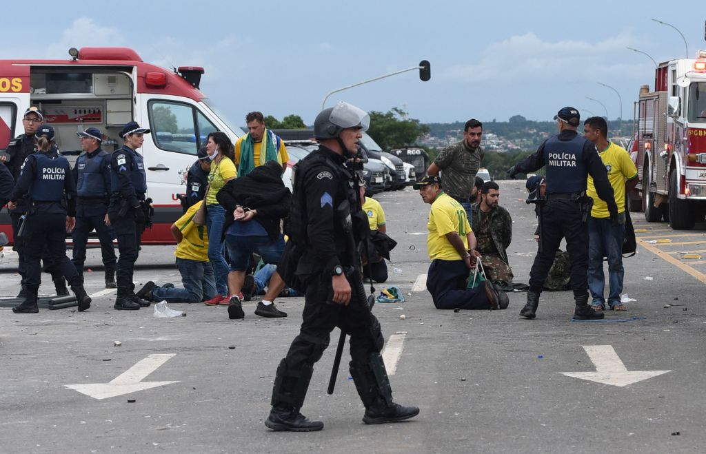 Resumen De Noticias Del Asalto Al Congreso De Brasil Por Simpatizantes ...