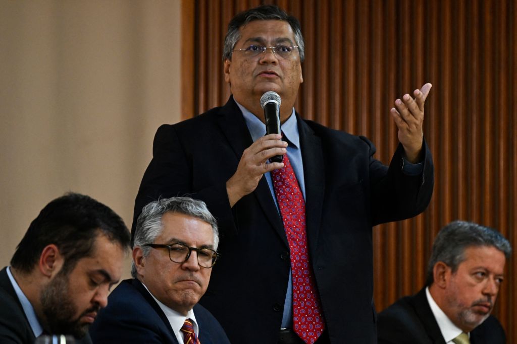 El Ministro de Justicia y Seguridad Pública de Brasil, Flavio Dino (Crédito: MAURO PIMENTEL/AFP vía Getty Images)