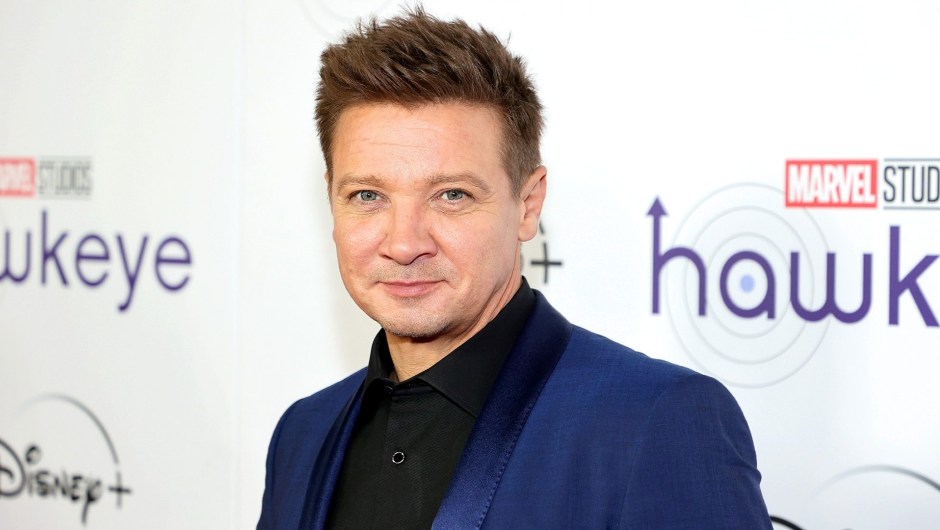 El actor Jeremy Renner resulta gravemente herido en un accidente con quitanieves