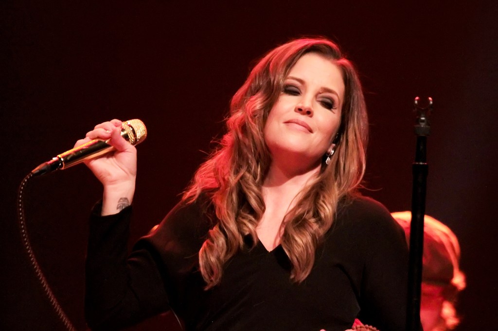 Lisa Marie Presley durante un show en Atlantic City, Nueva Jersey en 2012. (Donald Kravitz/Getty Images)