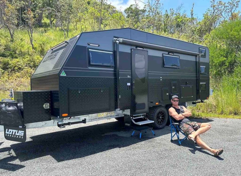 Vida en furgoneta de Chris Hemsworth VR