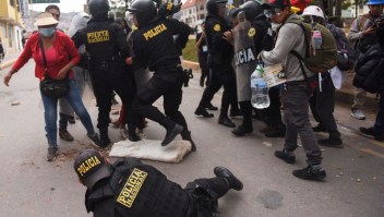 perú cusco manifestantes policia