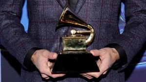 Un premio Grammy de la edición 2022. (Crédito: Emma McIntyre/Getty Images for The Recording Academy)