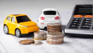 Por qué la inflación baja pero los seguros de autos se encarecen?