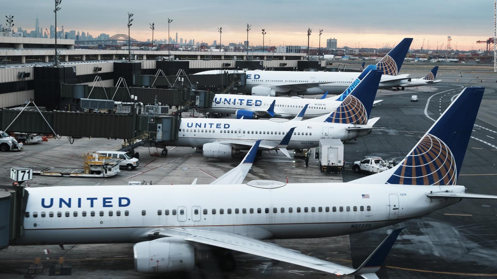 FAA propone multar a United Airlines de .15 millonesYT