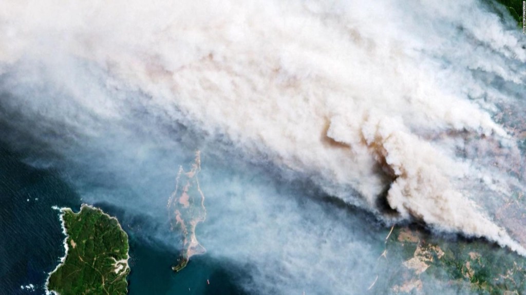 Mira cómo se ven los incendios forestales en Chile desde el espacio