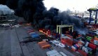 Mira cómo se ve desde el cielo el grave incendio en un puerto de Turquía