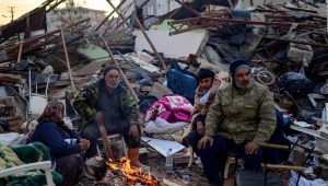 Colombiana ayudando en Turquía: La gente está congelándose en las calles