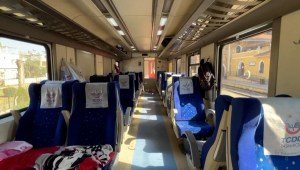 Vivir en un tren: así se refugian víctimas del terremoto en Turquía