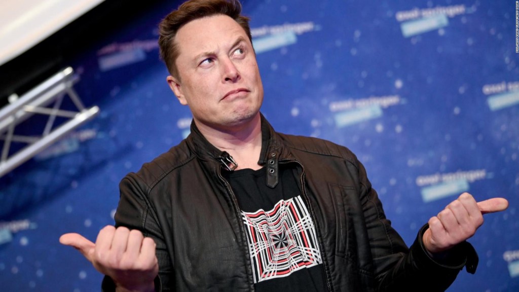 Elon Musk rompe récord y dona dinero