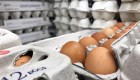 Gripe aviar provoca incremento en el precio del desayuno de los estadounidenses