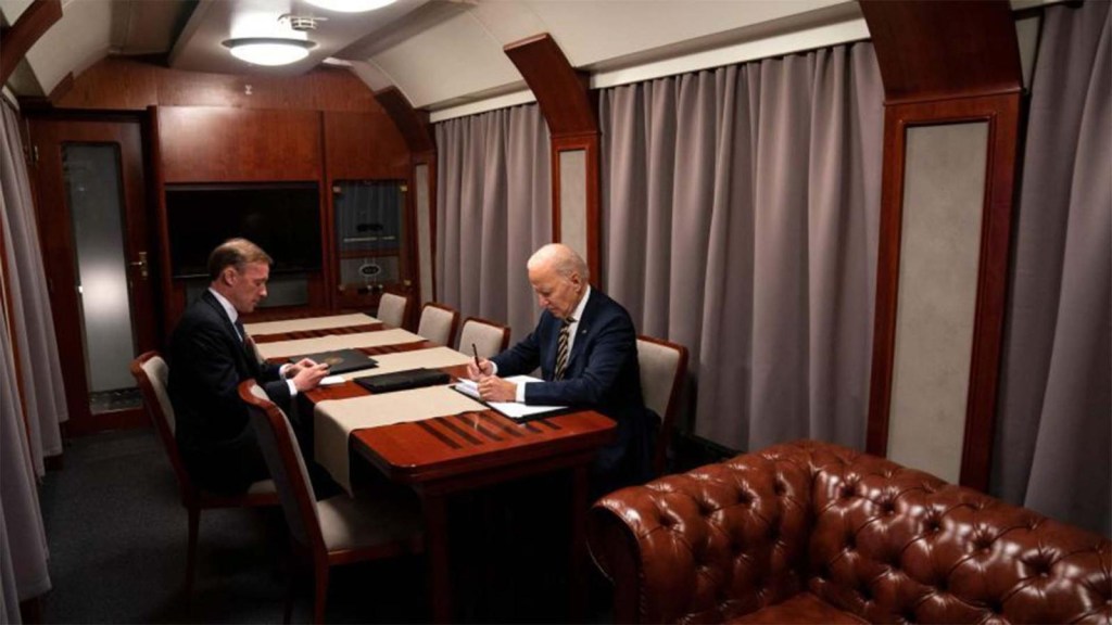 Meet the train that moved Biden in Ukraine