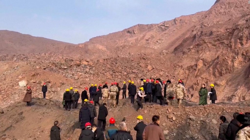 Al menos 5 muertos tras derrumbe de mina de carbón en China