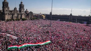 "Mi voto no se toca": mexicanos protestan contra reforma electoral