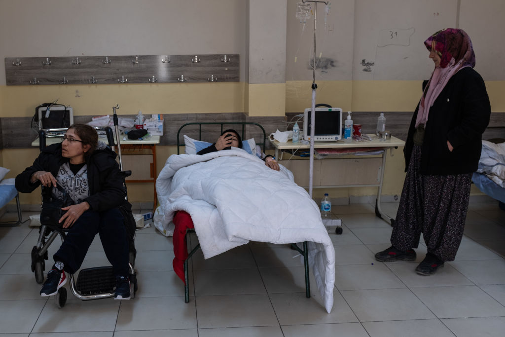 Gente en los hospitales de Iskenderun, Turquía. Fotografía ilustrativa.(Burak Kara/Getty Images)