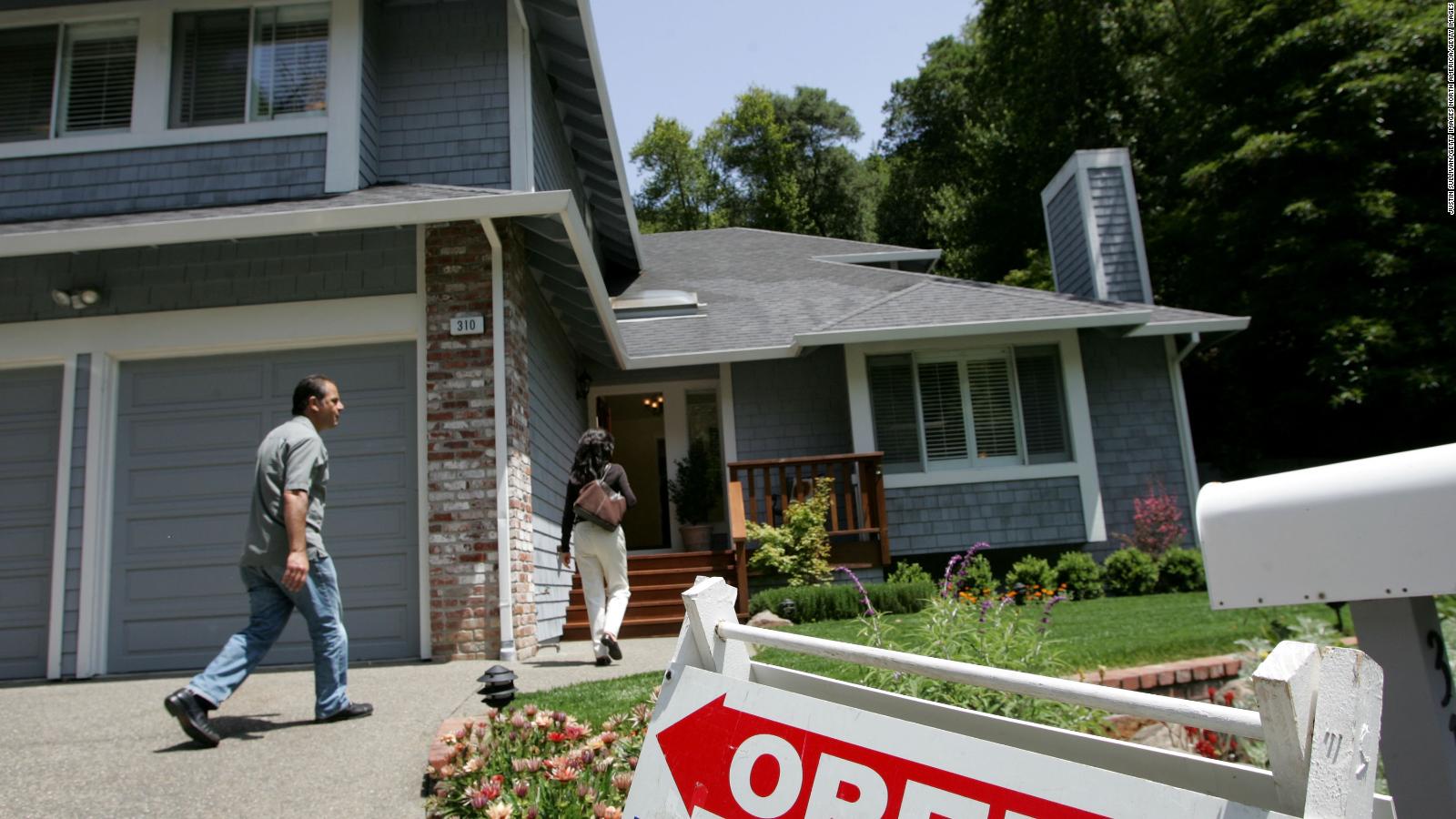 Los precios de las viviendas en EE. UU. caen por sexto mes consecutivo |  Video