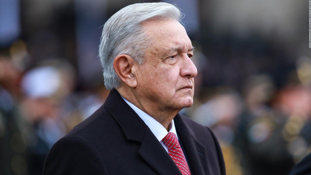 El 'plan B' de López Obrador choca con la Corte Suprema