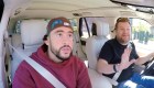 Bad Bunny y Corden cantan "Tití me preguntó" en una camioneta