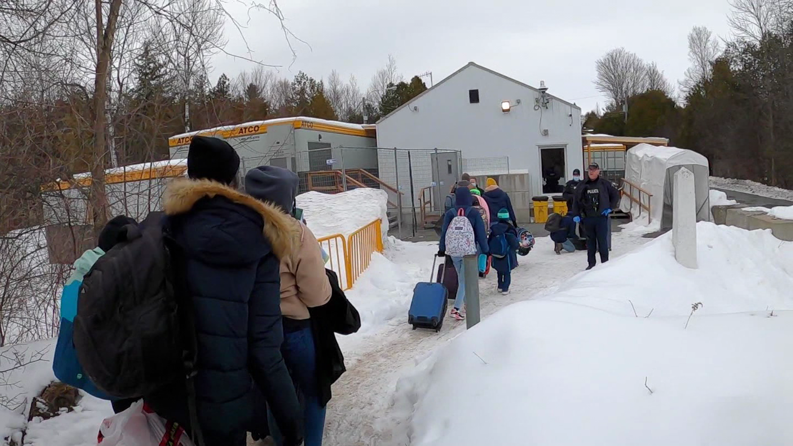 Crece Flujo De Migrantes Irregulares Que Buscan Asilo En Canadá | Video