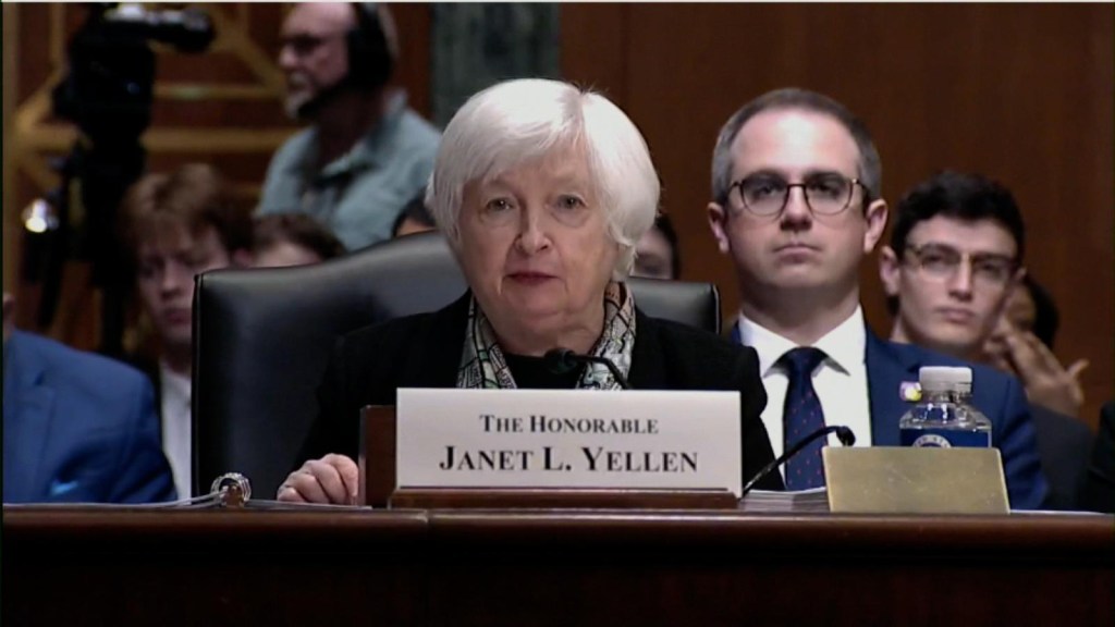 Yellen: El sistema bancario de Estados Unidos está a salvo