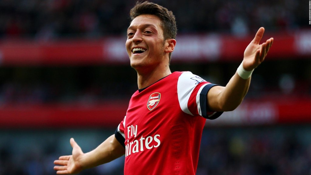 Characters that make Mesut Ozil historical