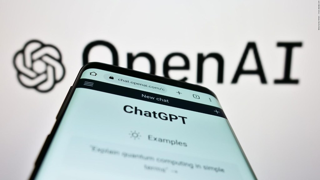 Italia restringe el uso de ChatGPT, ¿por qué?