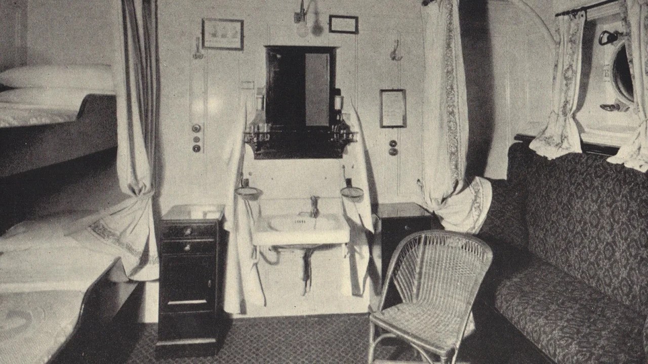 Un vistazo al interior de uno de los camarotes de pasajeros del SS Laconia.