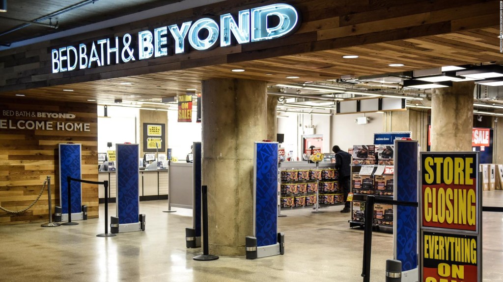 Bed Bath & Beyond asks its customers to use discount coupons