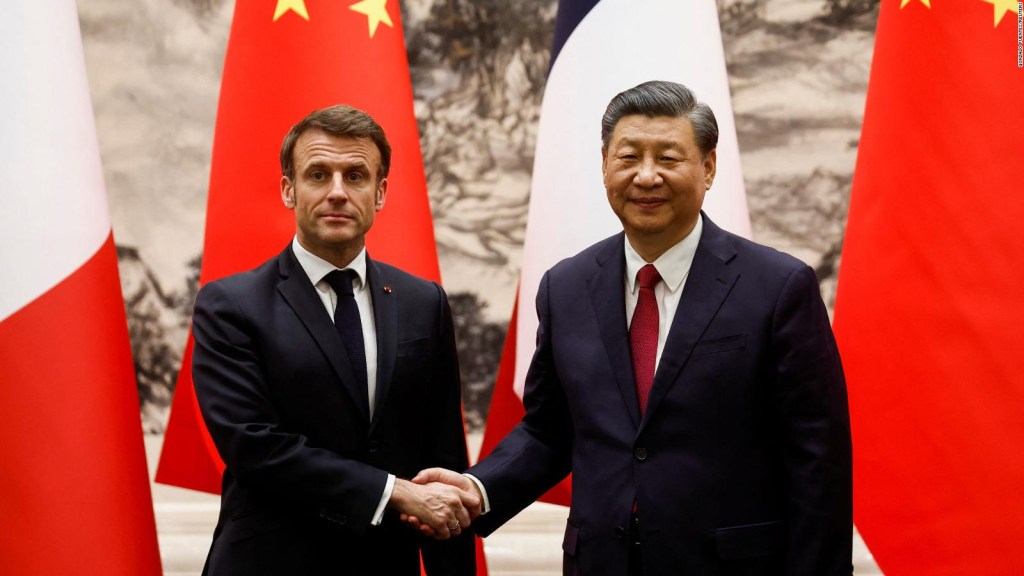 Macron ha pedido a Xi Jinping que ayude a restaurar la paz en Ucrania