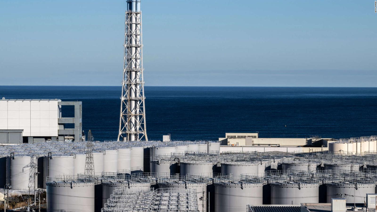 Japón inicia el polémico vertido de aguas residuales de Fukushima en
el océano Pacífico