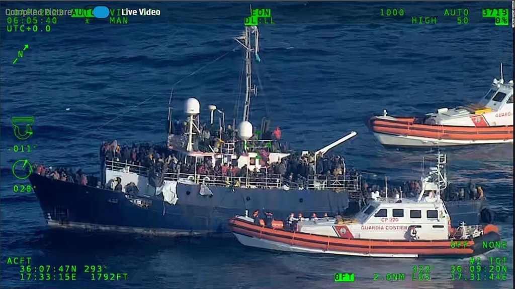 Italia reporta cifra récord de migrantes en barco
