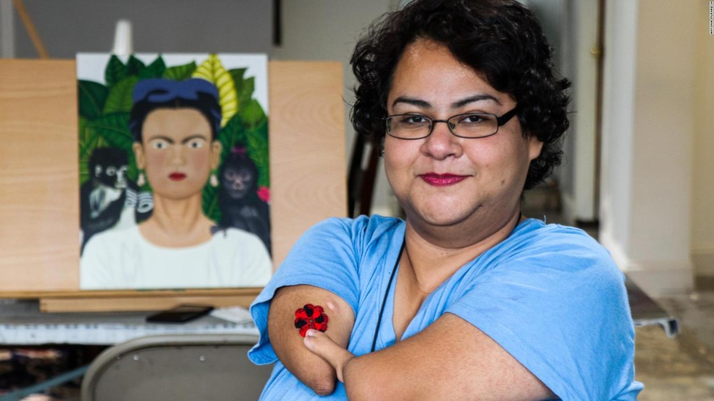 Este talentoso artista mexicano pinta sin manos