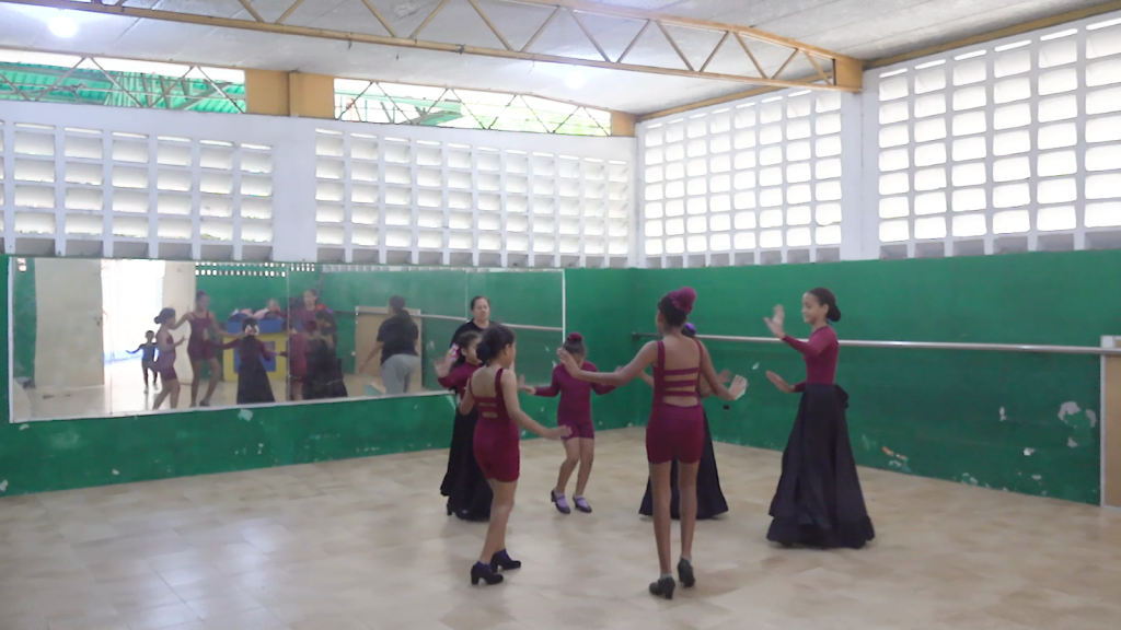 Danza y música a raíz de la violencia en Caracas