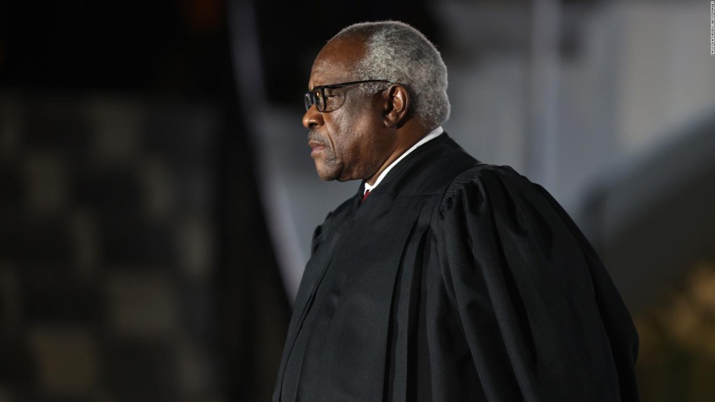 Were there any financial management issues on the part of Judge Clarence Thomas?