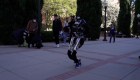 Cuidado Messi, Artemis, el robot humanoide que juega al fútbol, ​​está listo