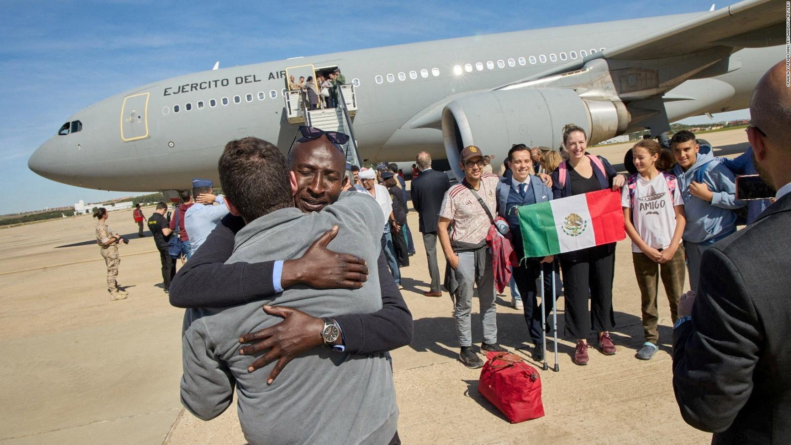 España evacua a 72 personas por la guerra en Sudán |  video