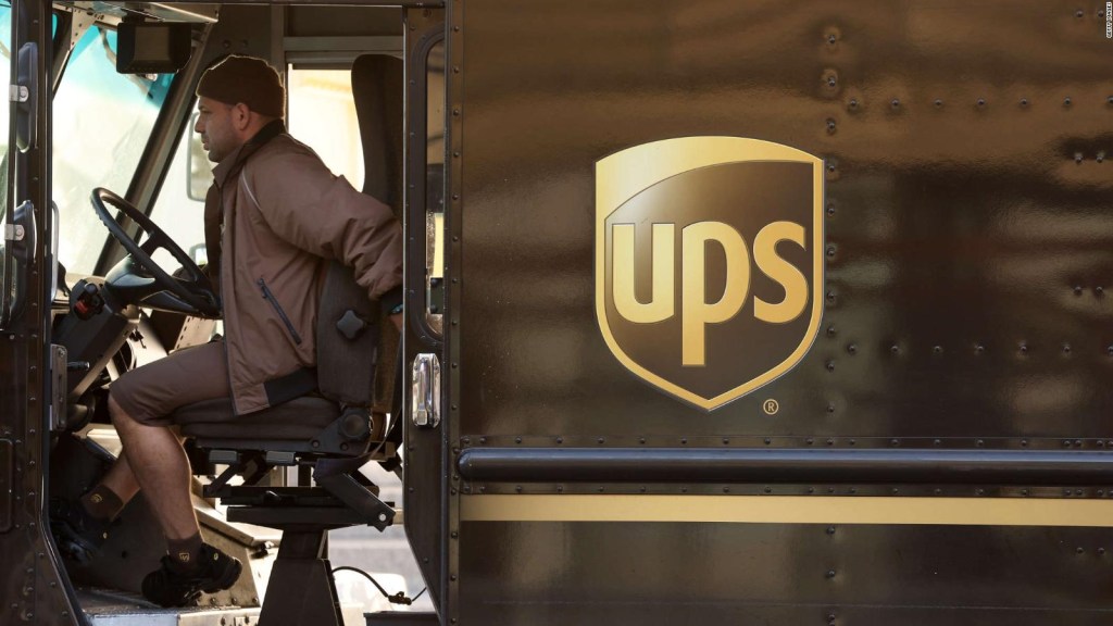 UPS advierte que la economía estadounidense  si está desacelerando: así se calcula