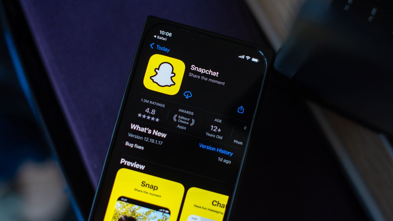 Snapchat’s new chatbot, powered by artificial intelligence, is sounding alarm bells for teens and parents