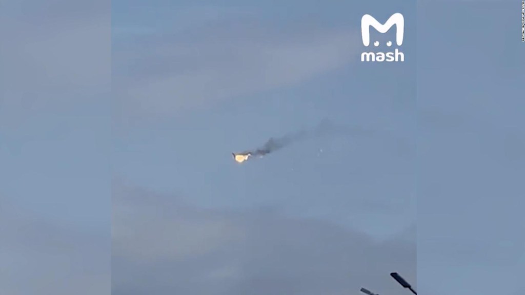 Un avión de élite ruso explotó en pleno vuelo